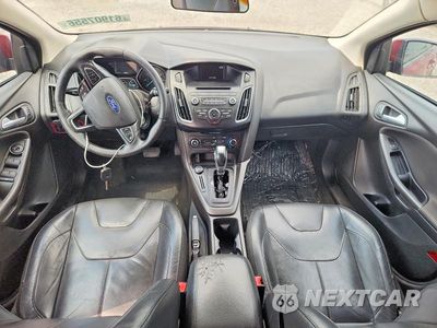 Zdjęcie 8 z 12 samochodu: 2016 FORD FOCUS SE VIN:1FADP3K28GL325801 - miniatura