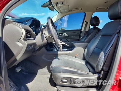 Zdjęcie 7 z 13 samochodu: 2019 CHEVROLET TRAVERSE LT VIN:1GNEVGKW7KJ115541 - miniatura