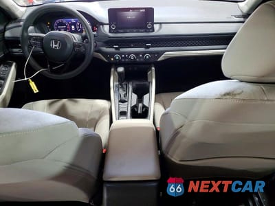 Zdjęcie 8 z 12 samochodu: 2024 HONDA ACCORD EX VIN:1HGCY1F3XRA035862 - miniatura