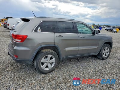 Trzecie zdjęcie samochodu z tyłu: 2011 JEEP GRAND CHEROKEE LAREDO VIN:1J4RR4GT2BC578519 - miniatura