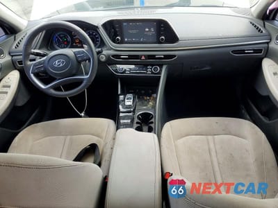 Zdjęcie 8 z 12 samochodu: 2022 HYUNDAI SONATA HYBRID SEL VIN:KMHL34JJXNA043860 - miniatura