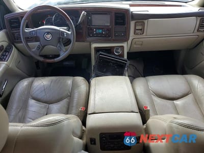 Zdjęcie 8 z 13 samochodu: 2005 CADILLAC ESCALADE LUXURY VIN:1GYEK63N75R176888 - miniatura