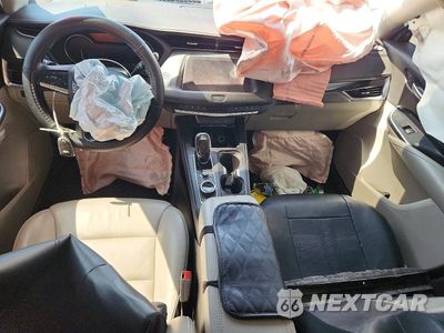 Zdjęcie 8 z 13 samochodu: 2023 CADILLAC XT4 PREMIUM LUXURY VIN:1GYFZDR49PF206724 - miniatura