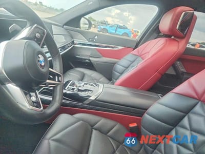 Zdjęcie 8 z 11 samochodu: 2024 BMW 740 I VIN:WBA23EH08RCS25938 - miniatura