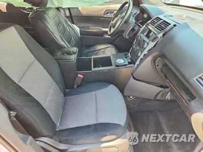 Zdjęcie 7 z 12 samochodu: 2015 FORD EXPLORER POLICE INTERCEPTOR VIN:1FM5K8AT8FGA88282 - miniatura