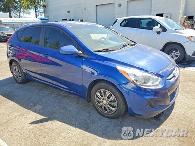 Czwarte zdjęcie samochodu z boku: 2016 HYUNDAI ACCENT VIN:KMHCT5AEXGU289740 - miniatura