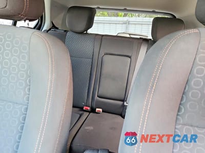 Zdjęcie 10 z 13 samochodu: 2022 CHEVROLET TRAX LS VIN:KL7CJNSM5NB552593 - miniatura