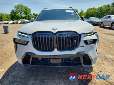 Piąte zdjęcie samochodu w środku: 2025 BMW X7 XDRIVE40I VIN:5UX23EM06S9X20648 - miniatura