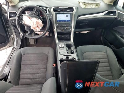 Zdjęcie 8 z 12 samochodu: 2020 FORD FUSION SE VIN:3FA6P0HD8LR228917 - miniatura