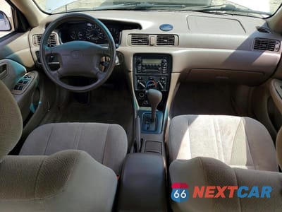 Zdjęcie 8 z 12 samochodu: 2000 TOYOTA CAMRY CE VIN:4T1BG22K0YU939163 - miniatura