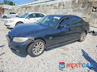 2011 BMW 328 XI WBAPK7G5XBNN78483 - główne zdjęcie licytacji z USA - miniatura