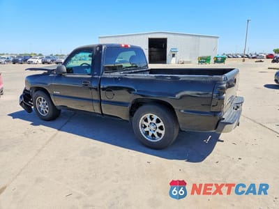 Drugie zdjęcie samochodu z przodu: 2003 CHEVROLET SILVERADO C1500 VIN:1GCEC14X03Z317027 - miniatura