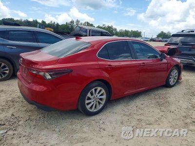 Trzecie zdjęcie samochodu z tyłu: 2024 TOYOTA CAMRY LE VIN:4T1C11AK6RU220843 - miniatura