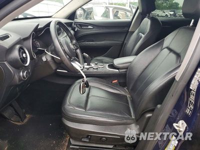 Zdjęcie 7 z 13 samochodu: 2021 ALFA ROMEO STELVIO SPORT VIN:ZASPAKAN3M7D09967 - miniatura