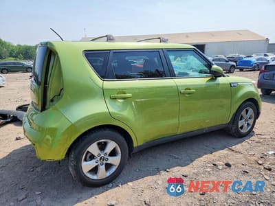 Trzecie zdjęcie samochodu z tyłu: 2017 KIA SOUL BASE VIN:KNDJN2A24H7880088 - miniatura