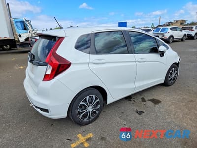 Trzecie zdjęcie samochodu z tyłu: 2019 HONDA FIT LX VIN:3HGGK5H47KM731586 - miniatura