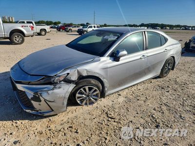 2026 TOYOTA CAMRY LE 4T1DAACK9TU672374 - główne zdjęcie licytacji z USA - miniatura