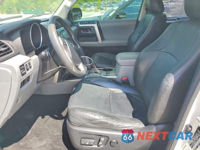Zdjęcie 7 z 13 samochodu: 2011 TOYOTA 4RUNNER SR5 VIN:JTEZU5JR0B5024726 - miniatura