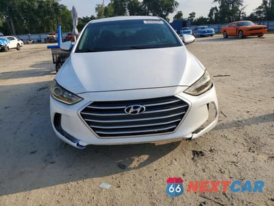 Piąte zdjęcie samochodu w środku: 2018 HYUNDAI ELANTRA SEL VIN:5NPD84LF0JH341226 - miniatura