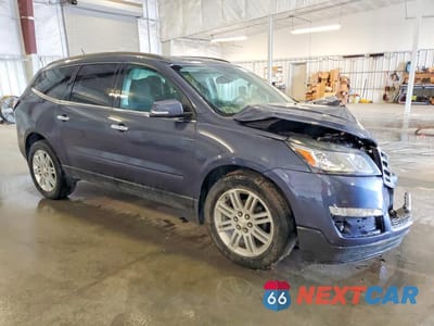 Czwarte zdjęcie samochodu z boku: 2013 CHEVROLET TRAVERSE LT VIN:1GNKVGKD7DJ224926 - miniatura