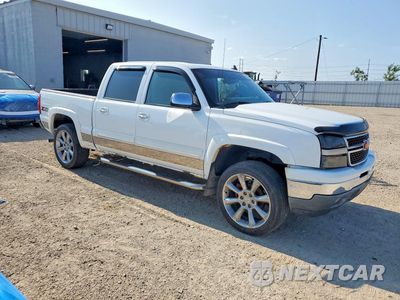 Czwarte zdjęcie samochodu z boku: 2007 CHEVROLET SILVERADO K1500 CLASSIC CREW CAB VIN:2GCEK13Z971105232 - miniatura