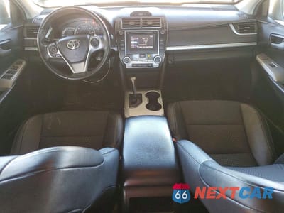 Zdjęcie 8 z 12 samochodu: 2014 TOYOTA CAMRY SE VIN:4T1BF1FK9EU357176 - miniatura