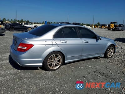 Trzecie zdjęcie samochodu z tyłu: 2014 MERCEDES-BENZ C 250 VIN:WDDGF4HB0EA948092 - miniatura