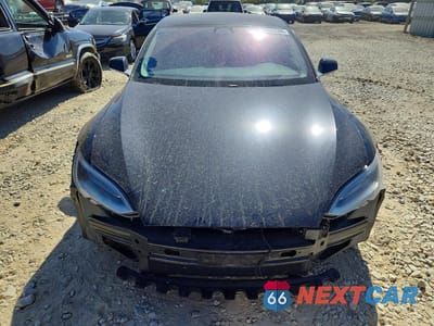 Piąte zdjęcie samochodu w środku: 2017 TESLA MODEL S VIN:5YJSA1E16HF225971 - miniatura