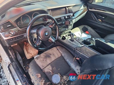Zdjęcie 8 z 12 samochodu: 2016 BMW 535 XI VIN:WBA5B3C55GG255539 - miniatura