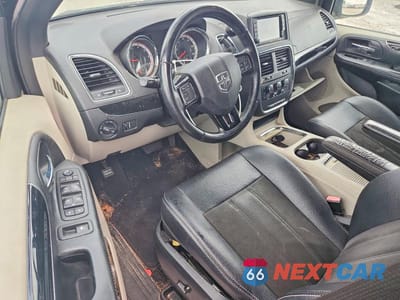 Zdjęcie 8 z 13 samochodu: 2019 DODGE GRAND CARAVAN SXT VIN:2C4RDGCG7KR772081 - miniatura