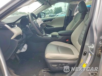 Zdjęcie 7 z 12 samochodu: 2021 TOYOTA RAV4 XLE PREMIUM VIN:2T3C1RFV6MC163742 - miniatura