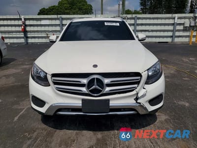 Piąte zdjęcie samochodu w środku: 2019 MERCEDES-BENZ GLC 300 VIN:WDC0G4JB0KV157188 - miniatura