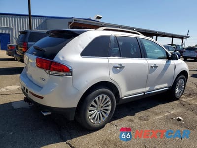 Trzecie zdjęcie samochodu z tyłu: 2011 LINCOLN MKX VIN:2LMDJ6JK7BBJ23409 - miniatura