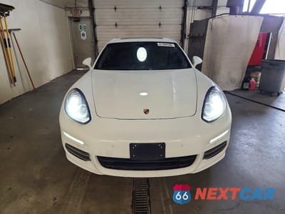 Piąte zdjęcie samochodu w środku: 2014 PORSCHE PANAMERA 2 VIN:WP0AA2A76EL007467 - miniatura
