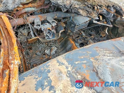 Zdjęcie 8 z 11 samochodu: 2002 TOYOTA TACOMA DOUBLE CAB VIN:5TEHN72N12Z058790 - miniatura