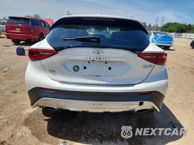 Zdjęcie 6 z 12 samochodu: 2018 INFINITI QX30 PREMIUM VIN:SJKCH5CR8JA040400 - miniatura