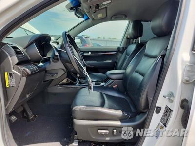 Zdjęcie 7 z 13 samochodu: 2014 KIA SORENTO LX VIN:5XYKTDA71EG544432 - miniatura
