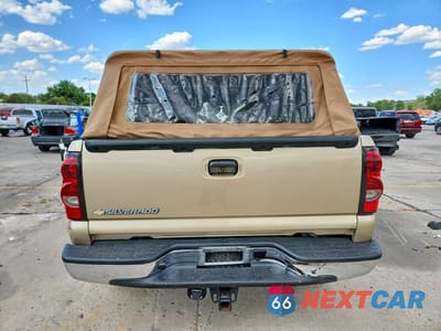 Zdjęcie 6 z 12 samochodu: 2006 CHEVROLET SILVERADO K1500 VIN:1GCEK19B06Z268741 - miniatura