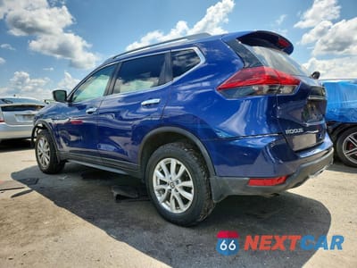 Drugie zdjęcie samochodu z przodu: 2019 NISSAN ROGUE S VIN:5N1AT2MV3KC812256 - miniatura