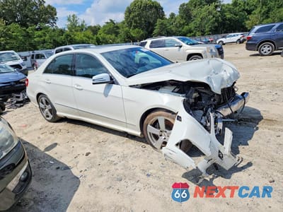 Czwarte zdjęcie samochodu z boku: 2011 MERCEDES-BENZ E 350 4MATIC VIN:WDDHF8HB1BA451883 - miniatura
