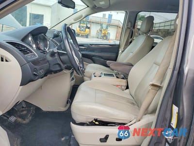 Zdjęcie 7 z 13 samochodu: 2016 CHRYSLER TOWN & COUNTRY TOURING VIN:2C4RC1BG8GR260855 - miniatura