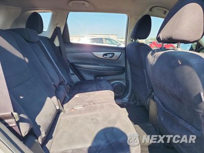 Zdjęcie 11 z 14 samochodu: 2016 NISSAN ROGUE S VIN:JN8AT2MT6GW007820 - miniatura