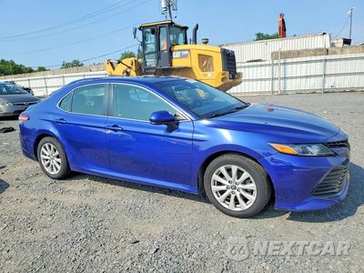 Czwarte zdjęcie samochodu z boku: 2018 TOYOTA CAMRY LE VIN:JTNB11HK0J3011187 - miniatura
