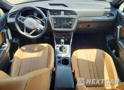 Zdjęcie 8 z 13 samochodu: 2022 VOLKSWAGEN TIGUAN SE VIN:3VV2B7AX0NM040365 - miniatura