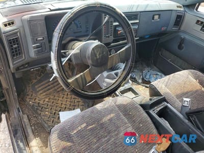Zdjęcie 8 z 12 samochodu: 1988 CHEVROLET BLAZER S10 VIN:1GNCS18ZXJ8237265 - miniatura