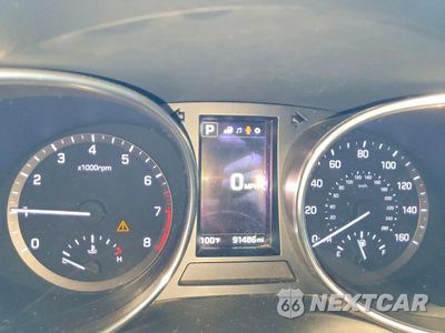 Zdjęcie 9 z 12 samochodu: 2017 HYUNDAI SANTA FE SE VIN:KM8SNDHFXHU234799 - miniatura