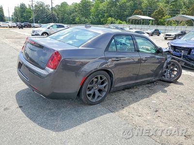 Trzecie zdjęcie samochodu z tyłu: 2021 CHRYSLER 300 TOURING VIN:2C3CCAAG4MH511979 - miniatura