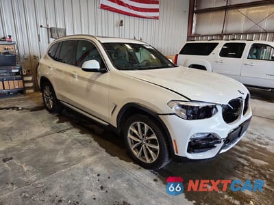 Czwarte zdjęcie samochodu z boku: 2019 BMW X3 XDRIVE30I VIN:5UXTR9C50KLE13621 - miniatura