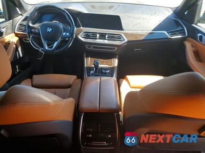 Zdjęcie 8 z 13 samochodu: 2019 BMW X5 XDRIVE40I VIN:5UXCR6C56KLK89012 - miniatura