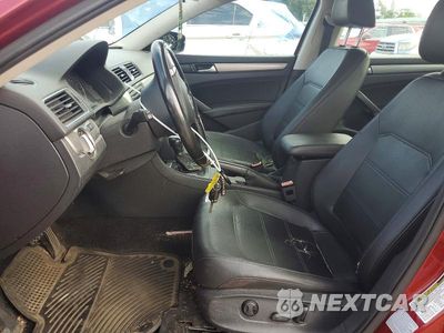 Zdjęcie 7 z 12 samochodu: 2015 VOLKSWAGEN PASSAT S VIN:1VWAT7A3XFC080215 - miniatura